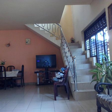 Randi Homestay In Negombo Extérieur photo