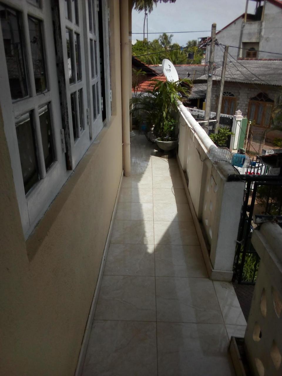 Randi Homestay In Negombo Extérieur photo