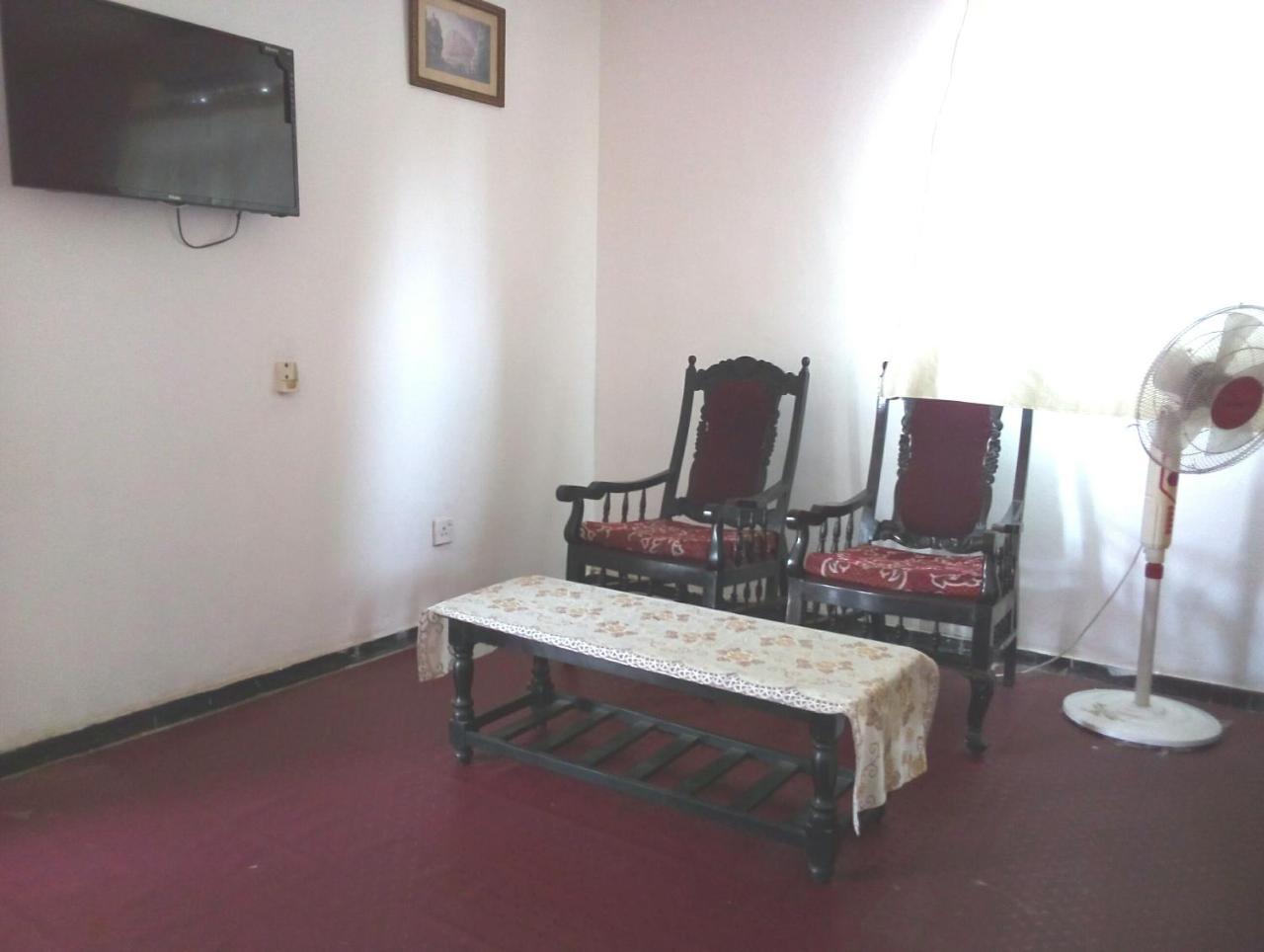 Randi Homestay In Negombo Extérieur photo