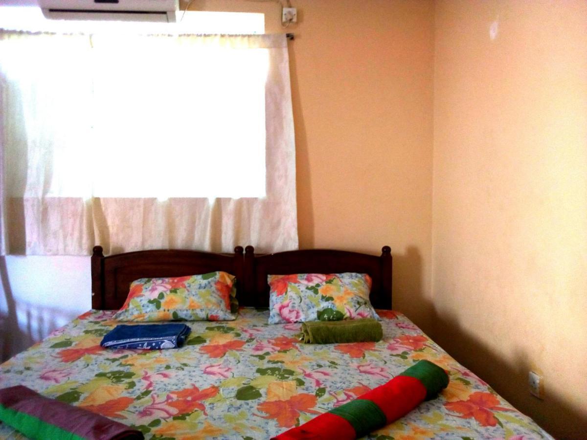 Randi Homestay In Negombo Extérieur photo